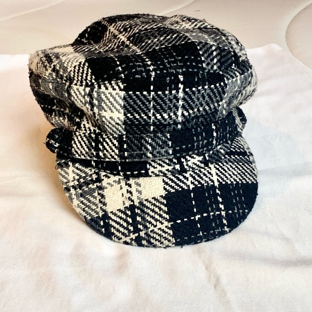 Woman’s acrylic and wool plaid hat